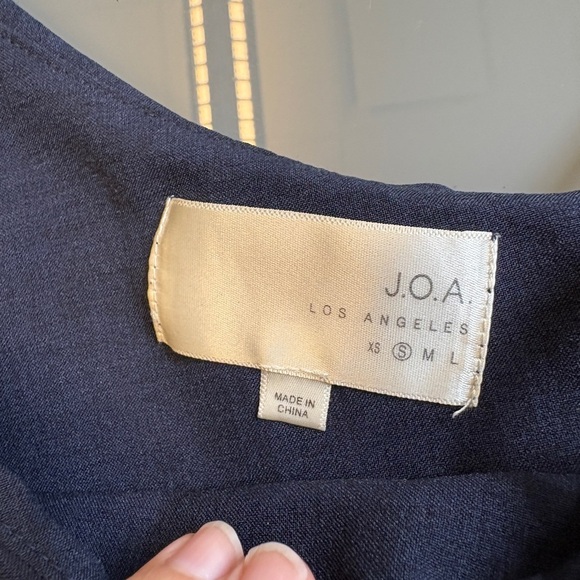 Nordstrom J.O.A. Navy Blue Party Ruffle Shoulder Cocktail Top women's size Small - Picture 3 of 7